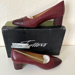 NIB Trotters  T 1957-627 Kiki In Burgundy Pumps  Shoes In SZ 9 M